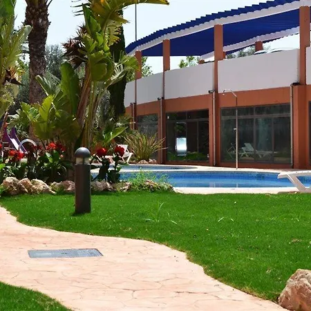 Turisticos Parque Tropical شقة *